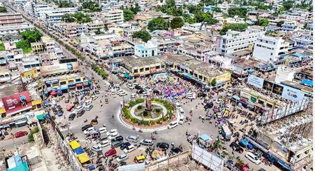 కోనేరు సెంటర్లో కోనేరు మాయమైంది!