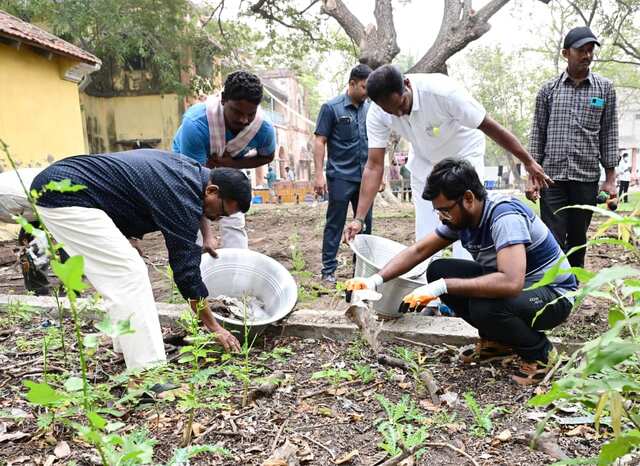 స్వచ్ఛ జిల్లా లక్ష్య సాధనకు కృషి