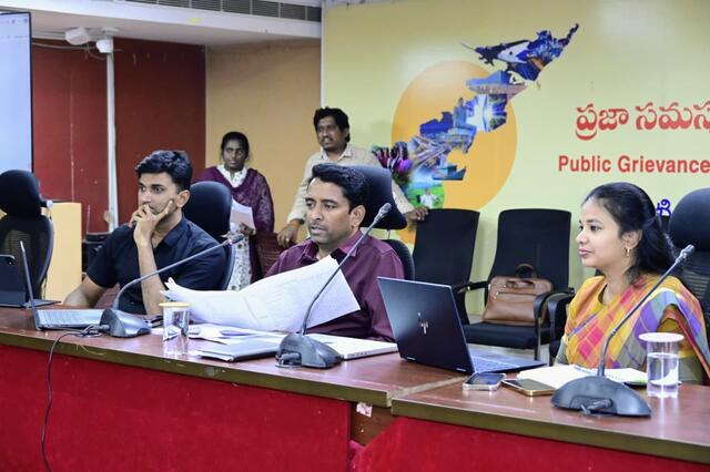 ప్ర‌గ‌తి నావ ప‌య‌నాన్ని ప‌రుగులు పెట్టిద్దాం..