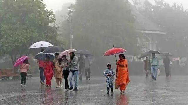 దక్షిణ ఒడిశా-ఉత్తరాంధ్ర తీరప్రాంతాల్లో కొనసాగుతున్న అల్పపీడనం!