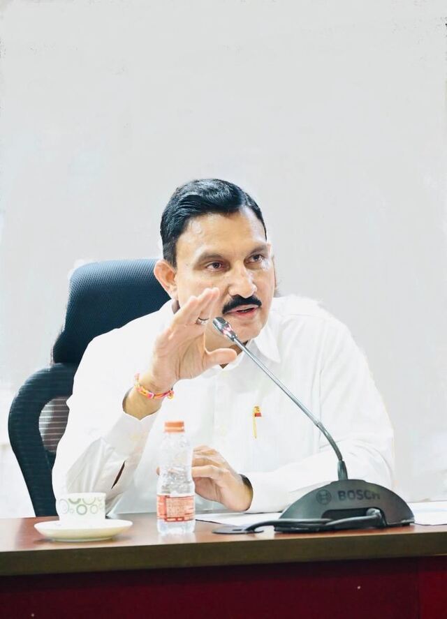 'మే' డే శుభాకాంక్షలు తెలిపిన  ఎమ్మెల్యే సుజనా 