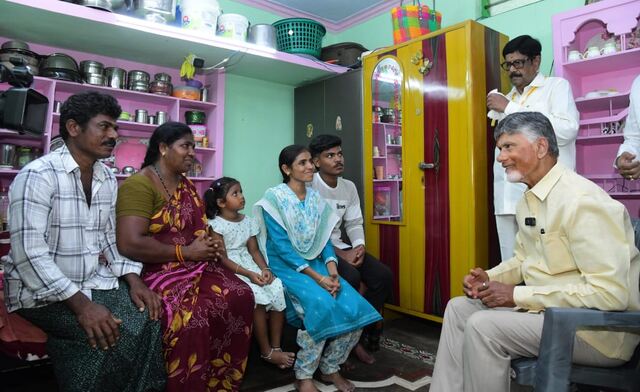 ఉపాధి అడిగితే.. డ్రోన్ ఇస్తానన్న సీఎం