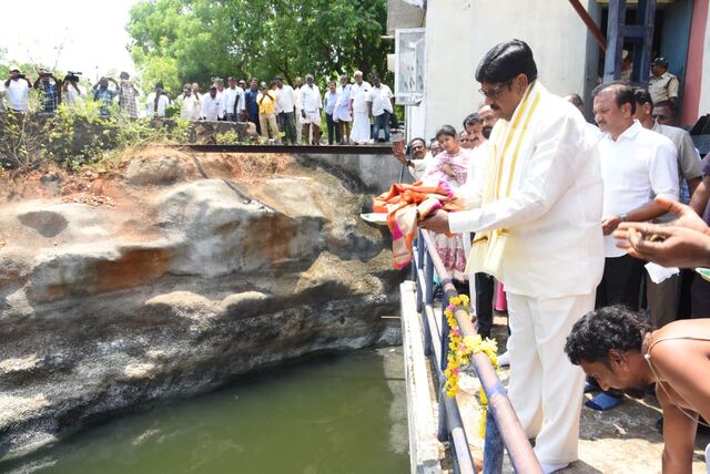 రెండో పంటకు నీరు.. అన్నదాతల ఆనందోత్సాహాలు!