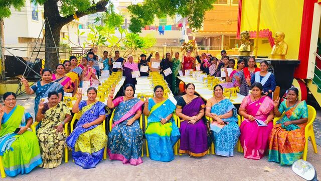మంగ‌ళ‌గిరి నియోజ‌క‌వ‌ర్గంలో స్త్రీశ‌క్తి కాంతులు