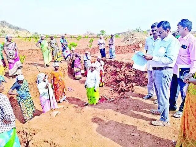 యుక్తధార్ యాప్.. కేంద్రం ఆధీనంలోకి ఉపాధిహామీ