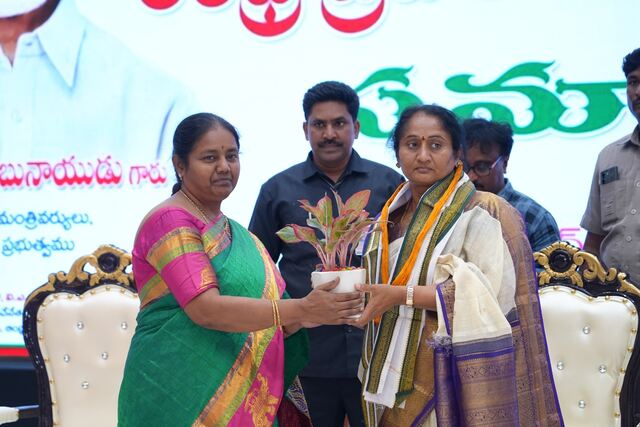 దసరాలోగా చేనేత సహకార ఎన్నికలు