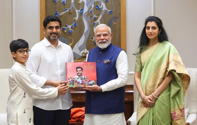 ప్రధాని మోదీతో లోకేష్ భేటీ 