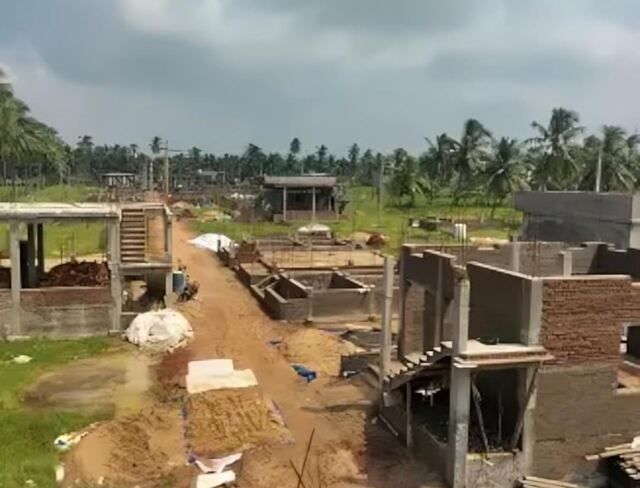 60 గజాలలోపు ఇల్లా.. నో పర్మిషన్!