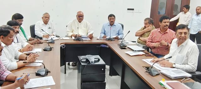 సాగు సమస్యలపై సమరం