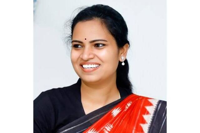 విడదల రజనీపై కేసుకు గవర్నర్ అనుమతి?