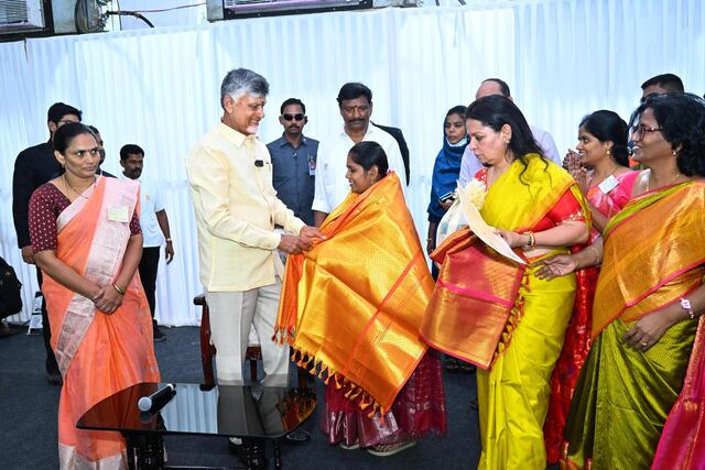 మహిళా ర్యాపిడో డ్రైవర్లు అందరికీ స్ఫూర్తి సీఎం చంద్రబాబు 