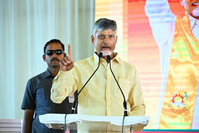 అమ్మ కష్టం ఎవరూ పడకూడదనే దీపం 2