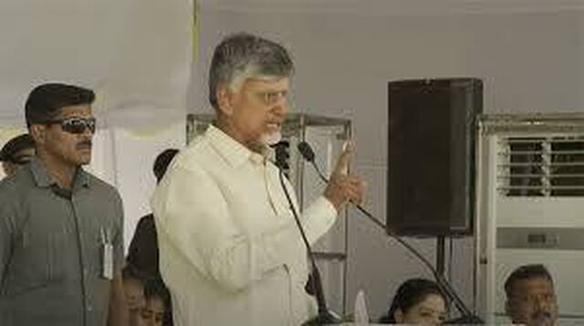 సోషల్ మీడియాలో విచ్చలవిడితనం: సీఎం చంద్రబాబు  