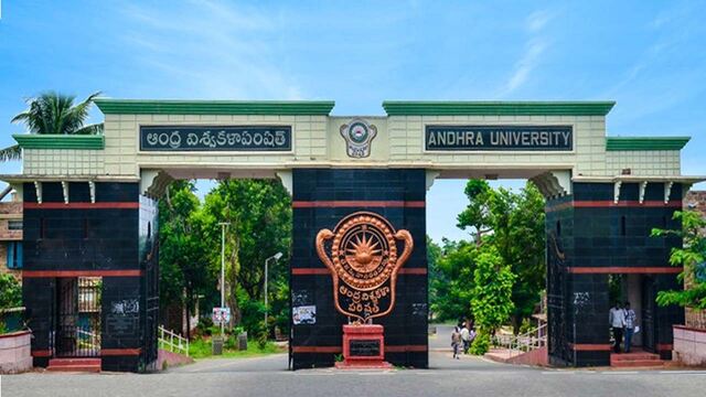 ఏయూ మాజీ వీసీ ప్రసాదరెడ్డి అక్రమాలపై విజి‘లెన్స్’
