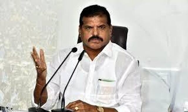లేనిది ఉన్నట్లుగా... ఉన్నది లేనట్లుగా: సీఎం చంద్రబాబుపై బొత్స!