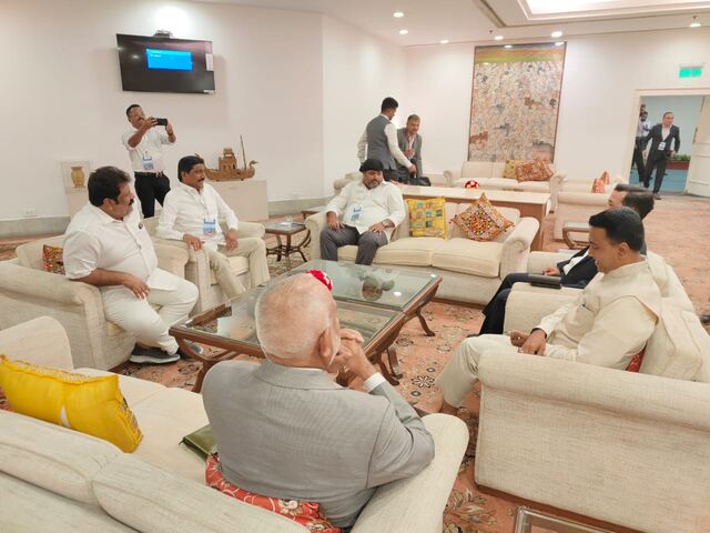 గోవా సీఎంతో మంత్రి బీసీ జనార్థన్ రెడ్డి భేటీ 