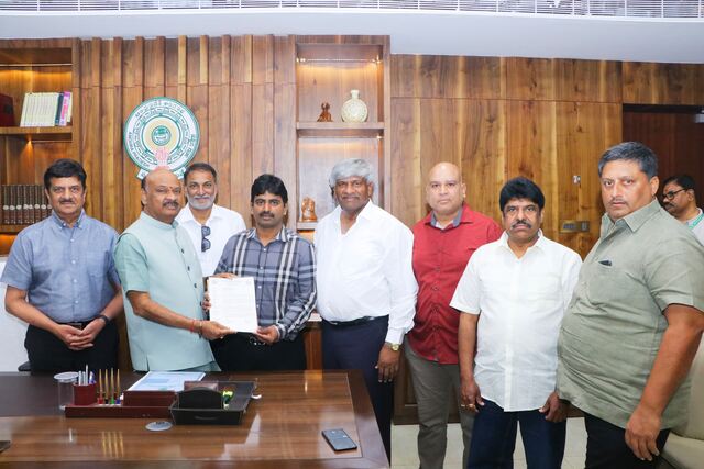స్పీకర్ అయ్యన్నపాత్రుడుకి తానా ఆహ్వానం