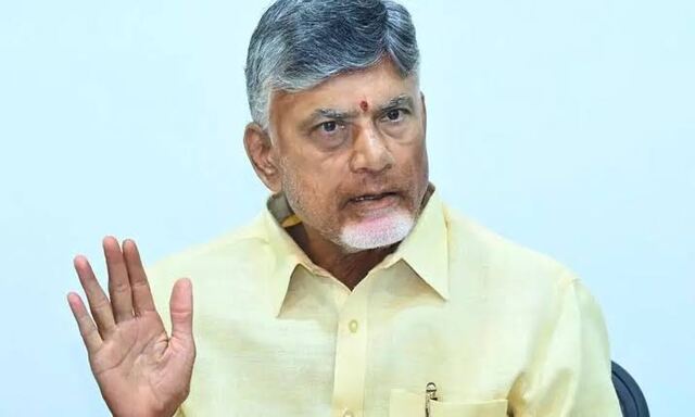 మంత్రులు, ఎమ్మెల్యేలు పల్లె నిద్రలు చేయాలి