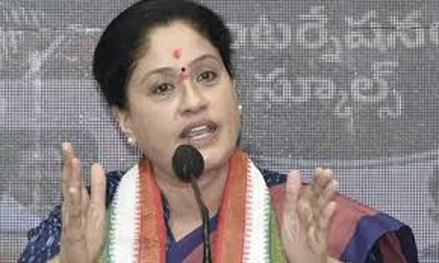 విజయశాంతి దంపతులకు బెదరింపులు