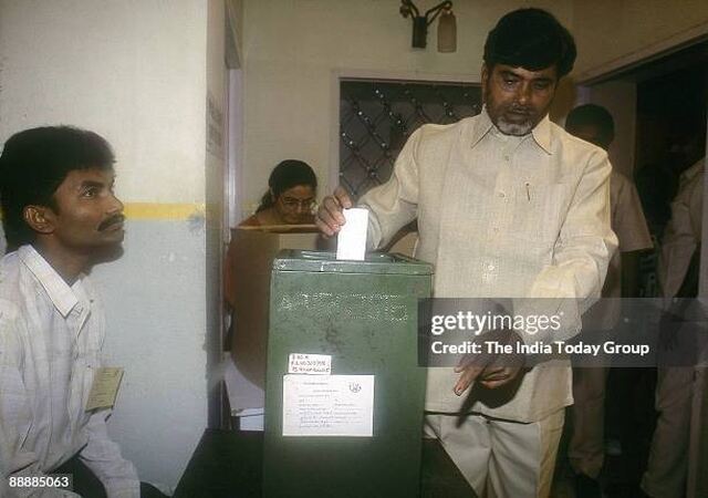 చంద్రబాబు బర్త్ డే స్పెషల్.. అరుదైన ఫొటో!
