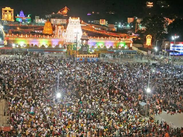 టీటీడీలో వాచీల‌ ఈ-వేలం మే 1, 2న 