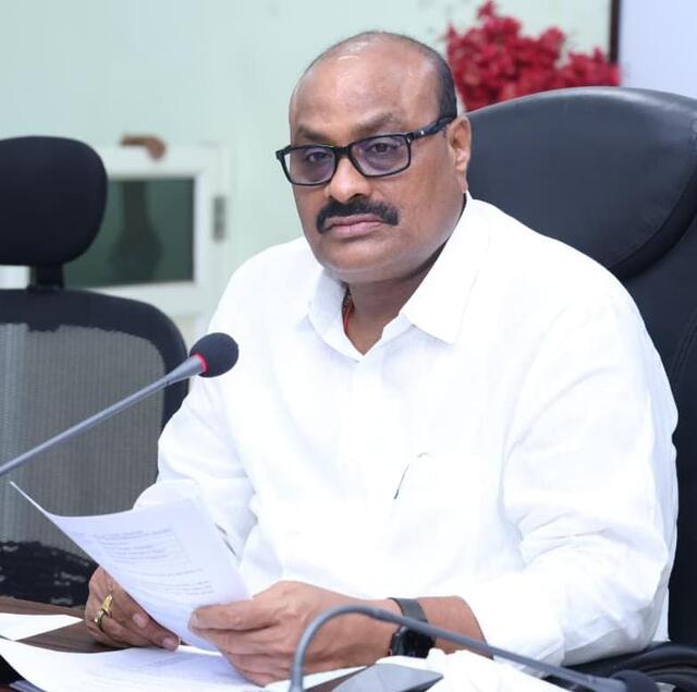 పత్తి రైతుల ఇబ్బందులపై కేంద్రానికి మంత్రి అచ్చెన్న లేఖ