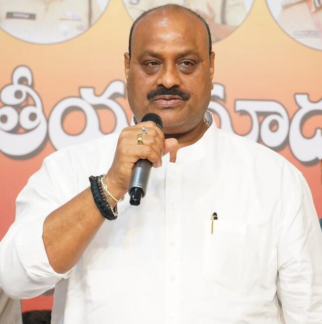 జగ‌న్ కు మ‌తిభ్ర‌మించిందన్న మంత్రి