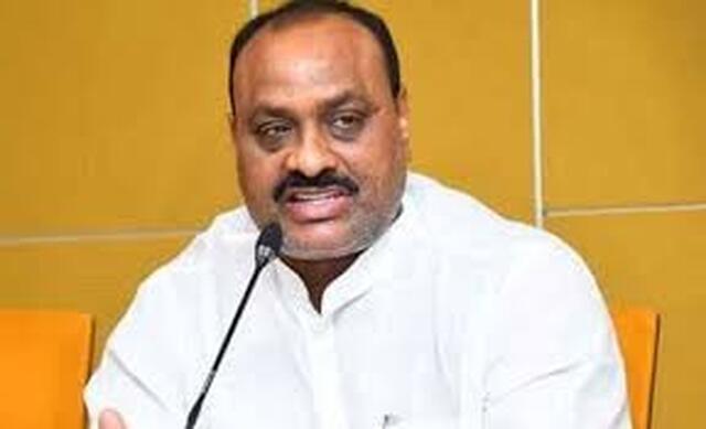 వైసీపీ హయాంలో గంజాయి పంటకే ప్రాధాన్యం