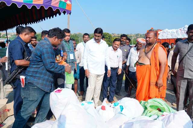ప్రధాని పర్యటనలో ఫుడ్ స్టాల్స్‌ను పరిశీలించిన మంత్రి బీసీ జనార్దన్ రెడ్డి