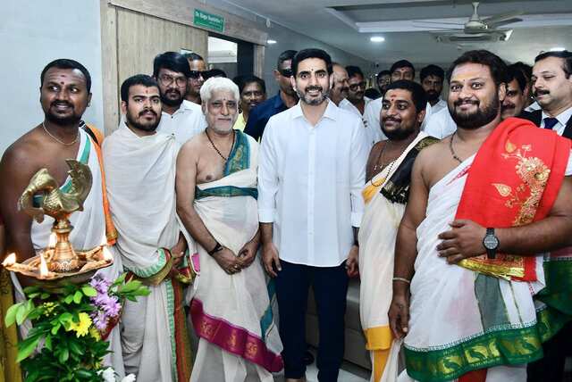 విజయవాడలో వసుధ మల్టీ స్పెషాలిటీ హాస్పిటల్స్ ను ప్రారంభించిన మంత్రి లోకేష్