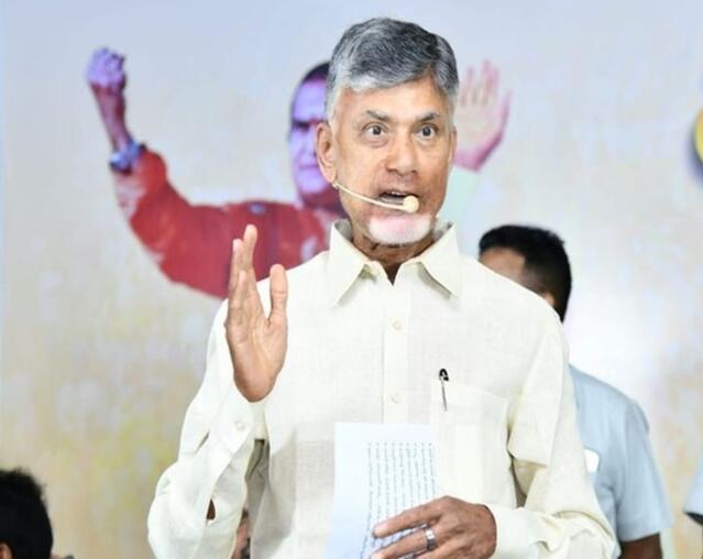 రాజకీయాల్లోకి రావాలన్న చంద్రబాబు 