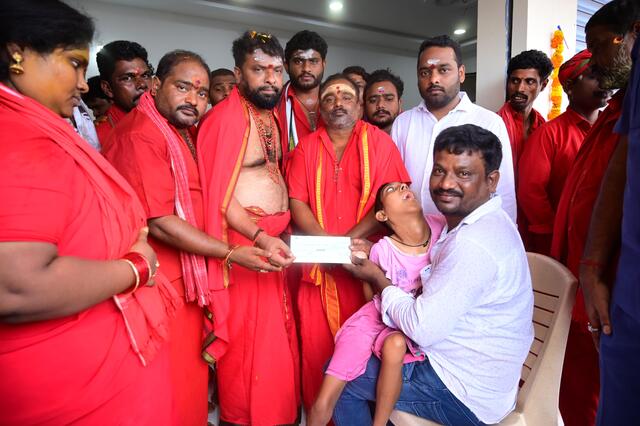 చిన్నారి వైద్యానికి మంత్రి సుభాష్ సాయం