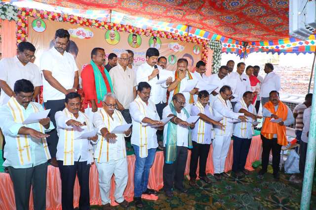 దాతల భూముల్ని ఆక్రమించుకుంటే ఉపేక్షించబోం!