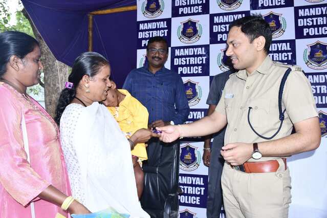 తప్పిపోయిన నాలుగేళ్ల చిన్నారి గుర్తింపు
