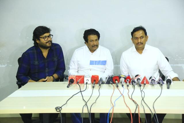 సంక్రాంతి విన్న‌ర్ గా నారీ నారీ న‌డుము మురారీ