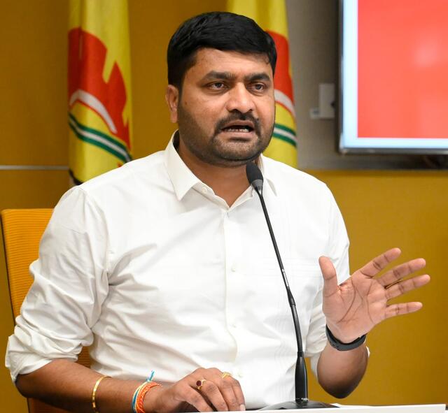 జోగి రమేష్ ఒక మానసిక రోగి!?