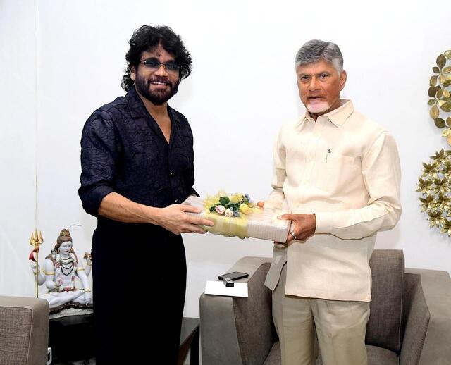 సీఎం చంద్రబాబును కలిసిన నాగార్జున