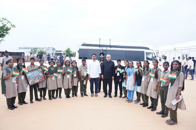 జిఎస్టీ పొదుపు ప్రయోజనాలను ప్రజల్లోకి తీసుకెళ్లండి