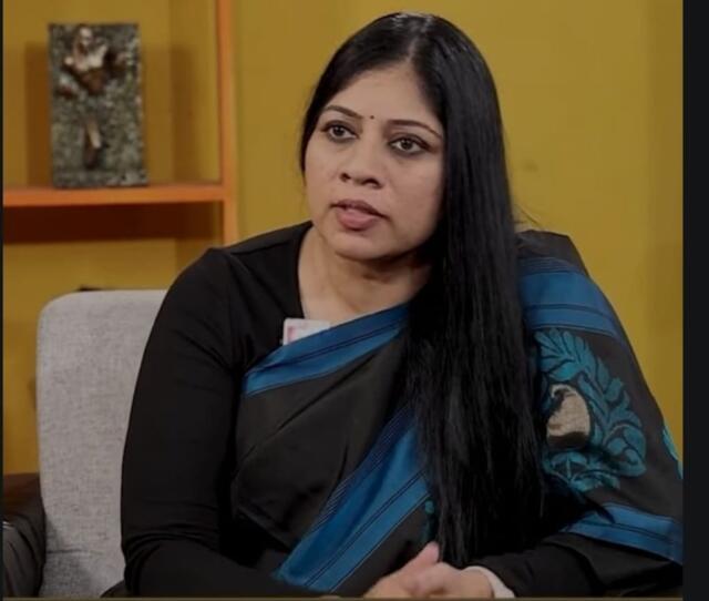 మంత్రిపై ఎన్నారై ఆరోపణలు.. రాష్ట్రంలో చర్చ