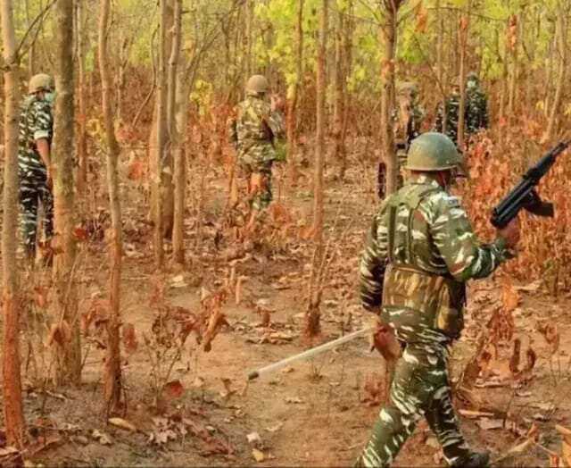 కగార్ దెబ్బకు.. మావోల లొంగుబాటు!