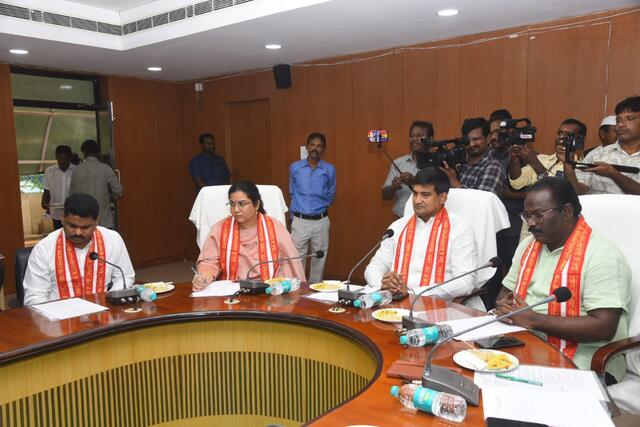 పైడితల్లి అమ్మవారి ఉత్సవాల సన్నాహక సమావేశం