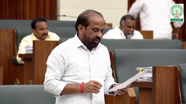 గ్రామీణ ఆరోగ్య కేంద్రాలకు శాశ్వత భవన నిర్మాణాలు