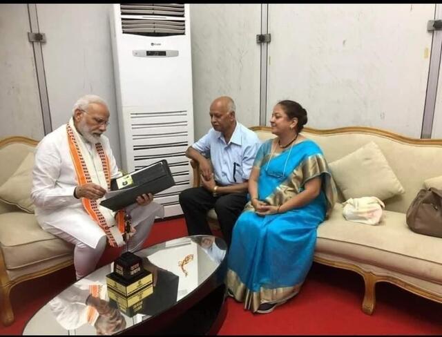 త్యాగధనులకు మోదీ ఆహ్వానం