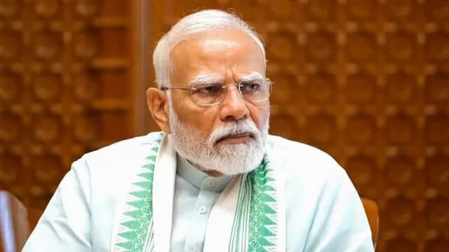 విమాన బాధితులను పరామర్శించిన ప్రధాని