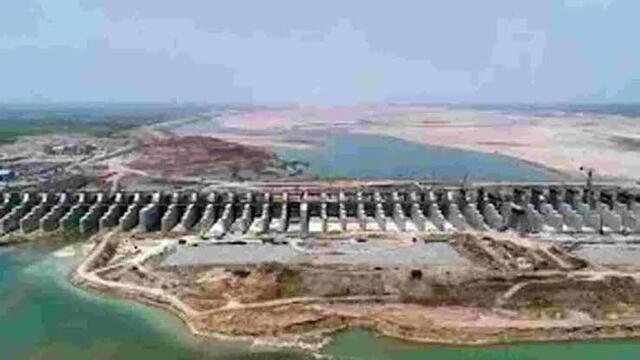 శరవేగంగా పోలవరం ఎడమ కాలువ పనులు
