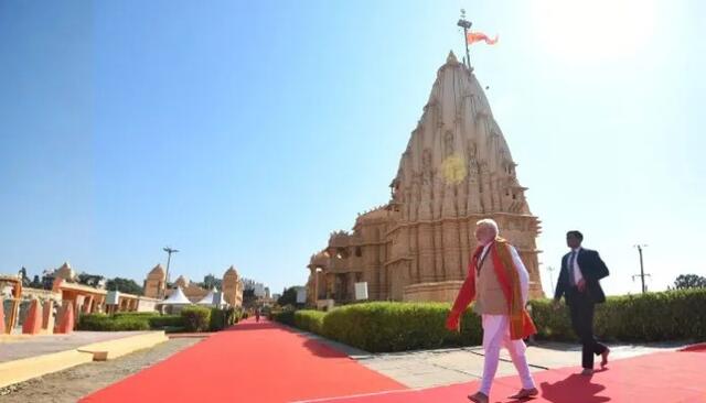 గుజరాత్‌లో 3 రోజులపాటు ప్రధాని మోదీ పర్యటన