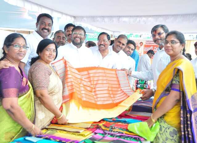 స్వదేశీ ఉత్పత్తులను వినియోగించాలి