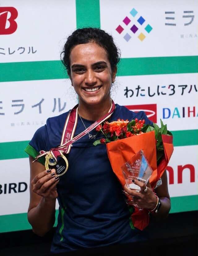 చరిత్ర సృష్టించిన పీవీ సింధు