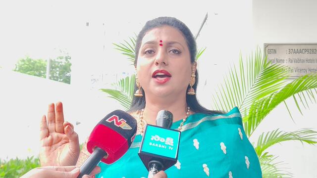 శ్రీశక్తి పేరుతో స్త్రీల దగా!