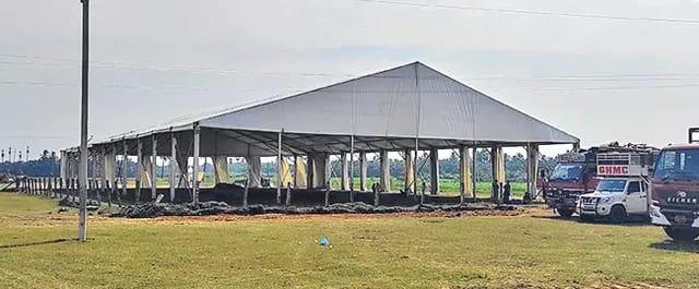 బరులు సిద్ధం.. కోర్టు వద్దన్నా కోళ్లు రెడీ!